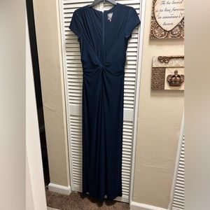 Vince Camuto Navy Blue SS FulengtbDress Size (M)